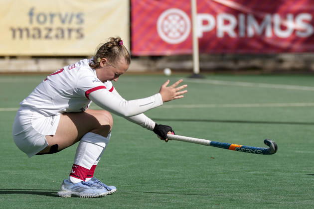 Wiebke Wahlster (TSVMH, 12) enttäuscht schauend, Enttäuschung, Frustration, disappointed, pessimistisch, nach ihrem Felversuch, Spielerin, Spielerinnen vom TSV Mannheim Hockey, Penalty shoot-out, Penaltyschießen, Shootout, Entscheidung, 11.10.2026, Mannheim (Deutschland), Hockey, 1. Bundesliga, Damen, TSV Mannheim - Harvestehuder THC