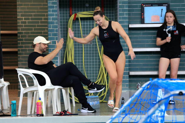 11.10.2026, GER, DEU, Deutschland Wasserball Frauen ,Wasserball Champion League Qualifikation, Saison 2026, Berlin, Spandau 04 vs. Pallanuoto Trieste Trainer Marko Stamm ( Spandau04 ), Gesa Deike C ( Spandau04 6 ) nordphoto GmbH Engler Berlin Schwimmhalle-Schoeneberg Berlin Deutschland Copyright: xNordphotox xEnglerx