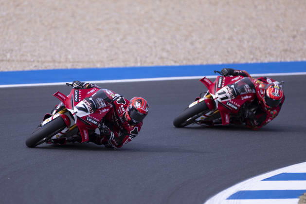 October 11, 2026, Cascais, Lisboa, Portugal: ESTORIL, PORTUGAL - OCTOBER 11: Iker Lecuona of Spain and Aruba.it Racing - Ducati competes during the Superpole Race during day three of the World Superbikes Estoril Round at Circuito Estoril on October 11, 2026 in Estoril, Portugal Cascais Portugal - ZUMAl192 20261011_zsp_l192_076 Copyright: xMiguelxLemosx