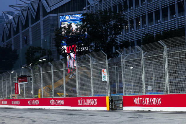 F1 - SINGAPORE GRAND PRIX 2026 Moët & Chandon branding illustration during the 2026 Formula 1 Singapore Grand Prix, 17th round of the 2026 Formula One World Championship, WM, Weltmeisterschaft from October 9 to 11, 2026 on the Marina Bay Street Circuit, in Singapore, Singapore - SingaporeSingapore Copyright: xDPPIx