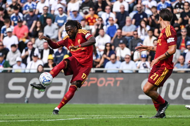 Manu KonÃ of AS Roma in action during the Serie A soccer match between Como Calcio and AS Roma at the Giuseppe Sinigaglia stadium in Como, north Italy - October 11, 2026 - Soccer.  Copyright: xTizianoxBallabio LaPressex