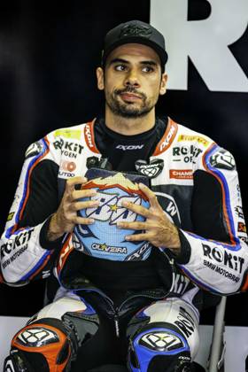 October 11, 2026, Cascais, Lisbon, Portugal: Miguel Oliveira of Rokit BMW Motorrad WorldSBK Team in action during the Tissot Superpole Race of the FIM Superbike World Championship, WM, Weltmeisterschaft at Circuito Estoril on October 11, 2026 in Cascais, Portugal. Cascais Portugal - ZUMAr200 20261011_zsp_r200_053 Copyright: xNunoxReisinhox