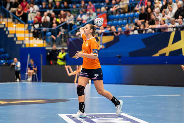 HSG Blomberg-Lippe (GER) vs. Odense Handbold (DEN), Handball, EHF Champions League Women, Gruppenphase, 11.10.2026, Saision 2026 2027, Lemgo Helene Gigstad Fauske (Odense Handbold, 08) beim Spielaufbau Lemgo Phoenix Contact Arena Deutschland