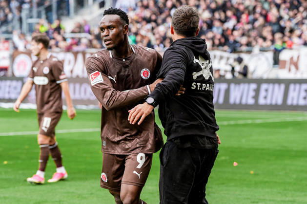 Deutschland: Fußball 2. Bundesliga 2026 27, 7. Spieltag FC St. Pauli vs Karlsruher SC Millerntor-Stadion (Hamburg St. Pauli): 1:0 für Fc St. Pauli durch Abdoulie Ceesay (FC St. Pauli, 9) Copyright: xStefanxTrochax