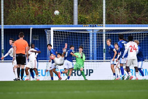 Schalke 04 U19 - Fortuna Düsseldorf U19 ** NUR FÜR REDAKTIONELLE ZWECKE ** EDITORIAL USE ONLY **<p>Fußball U19 DFB-Nachwuchsliga - Vorrunde Gruppe H 7.SPIELTAG: Schalke 04 U19 - Fortuna Düsseldorf U19 am 11.10.2026 im Parkstadion in Gelsenkirchen Spielszene Deutschland Nordrhein-Westfalen Gelsenkirchen Copyright: ThorstenxTillmann