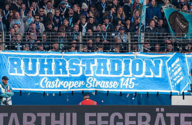 Deutschland: Fussball 2.Bundesliga 2026 2027, 7. Spieltag - VfL Bochum vs Arminia Bielefeld - Vonovia Ruhrstadion (Bochum): Zuschauer, Fans, Tribüne...horeographie, Fanchoreo, Bochum Vonovia Ruhrstadion Deutschland Copyright: xAymanxAlahmedx