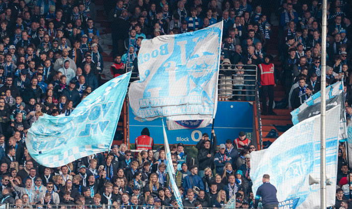 Deutschland: Fussball 2.Bundesliga 2026 2027, 7. Spieltag - VfL Bochum vs Arminia Bielefeld - Vonovia Ruhrstadion (Bochum): Zuschauer, Fans, Tribüne...horeographie, Fanchoreo, Bochum Vonovia Ruhrstadion Deutschland Copyright: xAymanxAlahmedx