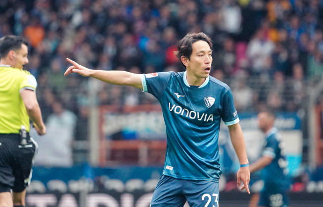 Deutschland: Fussball 2.Bundesliga 2026 2027, 7. Spieltag - VfL Bochum vs Arminia Bielefeld - Vonovia Ruhrstadion (Bochum): Geste, Gestik, Emotion Koji Miyoshi (VfL Bochum, 23) Copyright: xAymanxAlahmedx