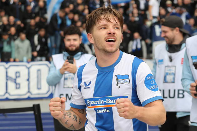 11.10.2026, xtgx, Fussball 2.Bundesliga, Hertha BSC Berlin - SpVgg Greuther Fuerth v.l. Torjubel nach dem Tor zum celebrating the goal celebrate 1:0 durch Mads Pedersen (Hertha BSC Berlin) (DFL DFB REGULATIONS PROHIBIT ANY USE OF PHOTOGRAPHS as IMAGE SEQUENCES and or QUASI-VIDEO) Berlin