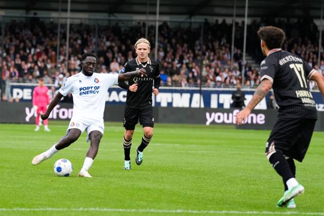 VELSEN-ZUID , 11-10-2026 , BUKO Stadion , season 2026 2027 , Dutch Eredivisie football , match between Telstar and ADO Den Haag , Picture shows Telstar player Tyrone Owusu scores the 2-2 Telstar - ADO  x208166049x Copyright: