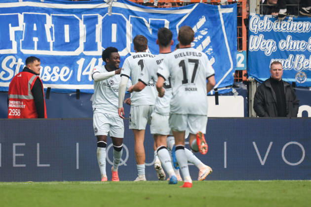 11.10.2026, xgrfx, Fussball 2.Bundesliga, VfL Bochum - Arminia Bielefeld v.l. Tor, Benjamin Boakye zum 0:1 (Arminia Bielefeld) Bochum