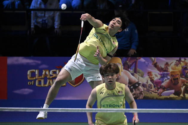 Aaron Tai (R) and Yap Roy King (L) of Malaysia during their men s doubles match against Tsai Fu Cheng and Lai Po Yu of Taiwan (not pictured) during the finals at the badminton Clash of Clans Arctic Open 2026 tournament in Vantaa, Finland, on October 11, 2026. - ANTTI AIMO-KOIVISTO Finland mobCASFcmxU  Copyright: xAnttixAimo-Koivistox mobCASFcmxU
