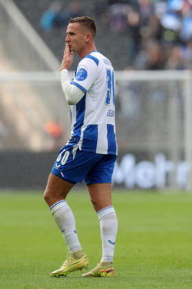 11.10.2026, xtgx, Fussball 2.Bundesliga, Hertha BSC Berlin - SpVgg Greuther Fuerth v.l. Torjubel nach dem Tor zum celebrating the goal celebrate 2:0 durch Paul Seguin (Hertha BSC Berlin) (DFL DFB REGULATIONS PROHIBIT ANY USE OF PHOTOGRAPHS as IMAGE SEQUENCES and or QUASI-VIDEO) Berlin