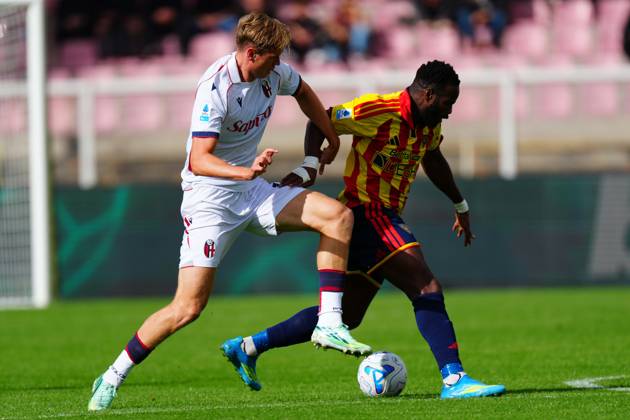 US Lecce s Central Midfielder Lassana Coulibaly (29 US Lecce) and Bologna FC s Centre-back Torbjorn Heggem (14 Bologna FC) in action during the Serie A Enilive matchday 6 match between US Lecce and Bologna FC 1909 at the Stadio Via del Mare in Lecce, Italy, Sunday, October 11, 2026. (Credit Image: Giovanni Evangelista LaPresse)  Copyright: xGiovannixEvangelista LaPressex