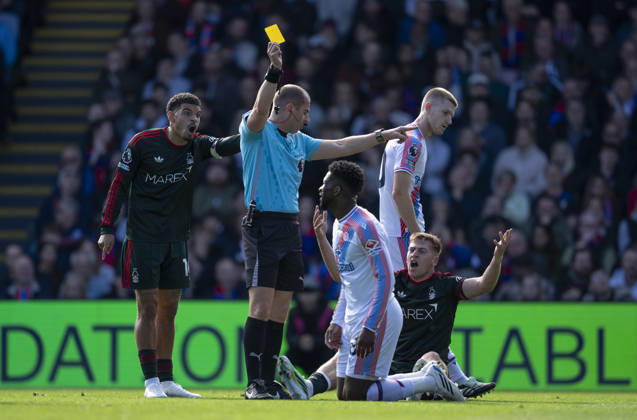 Crystal Palace v Nottingham Forest, Premier League, Football, Selhurst Park, London, UK - 11 Oct 2026 Jefferson Lerma of Crystal Palace is given a yellow card. By the referee during the English Premier League match at Selhurst Park, London London Selhurst Park Greater London UK, UK NEWSPAPERS OUT Copyright: xBenjaminxGilbertx