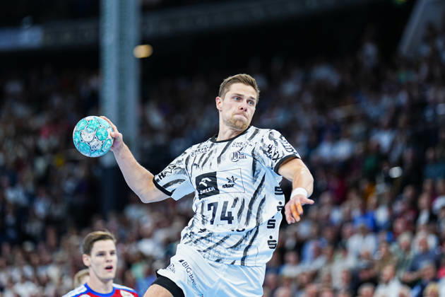 Wurf Tor Vincent Büchner (THW Kiel, 74) GER, THW Kiel vs. Handball Club Hamburg, Handball, 1. Bundesliga, Spieltag 8, Saison 2026 2027, 11.10.2026 GER, THW Kiel vs. Handball Club Hamburg, Handball, 1. Bundesliga, Spieltag 8, Saison 2026 2027, 11.10.2026 Kiel Copyright: xEibner-Pressefoto MarcelxvonxFehrnx EP_MFN