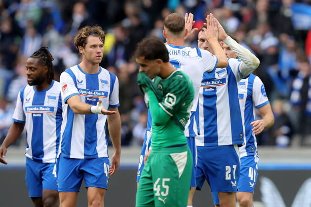 11.10.2026, xtgx, Fussball 2.Bundesliga, Hertha BSC Berlin - SpVgg Greuther Fuerth v.l. Niklas Kolbe (Hertha BSC Berlin) Gustaf Nilsson (Hertha BSC Berlin) Jubel, Freude über den Sieg (DFL DFB REGULATIONS PROHIBIT ANY USE OF PHOTOGRAPHS as IMAGE SEQUENCES and or QUASI-VIDEO) Berlin