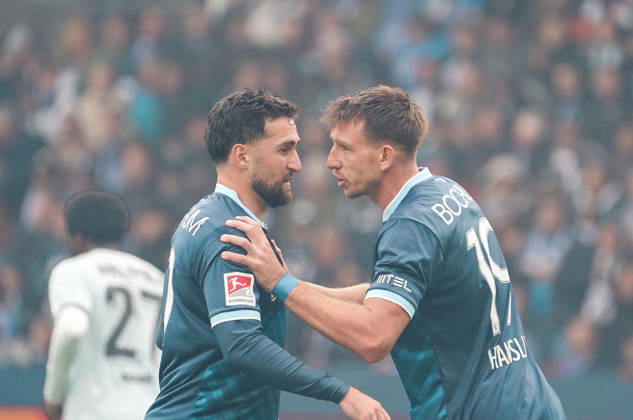Deutschland: Fussball 2.Bundesliga 2026 2027, 7. Spieltag - VfL Bochum vs Arminia Bielefeld - Vonovia Ruhrstadion (Bochum): Geste, Gestik, Emotion Berkan Taz (VfL Bochum, 10) Daniel Hanslik (VfL Bochum, 19) Bochum Vonovia Ruhrstadion Deutschland Copyright: xAymanxAlahmedx