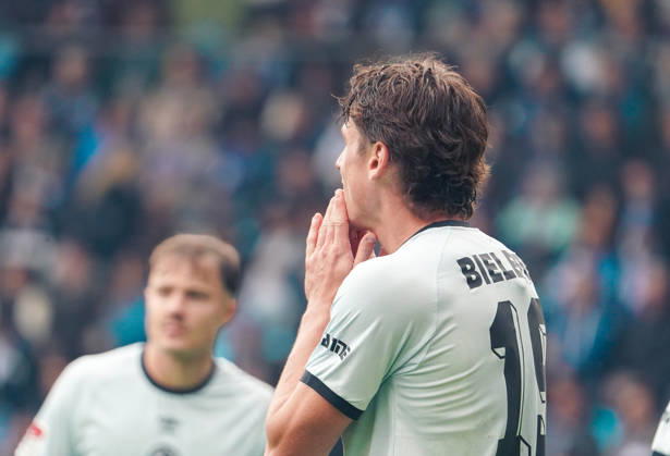 Deutschland: Fussball 2.Bundesliga 2026 2027, 7. Spieltag - VfL Bochum vs Arminia Bielefeld - Vonovia Ruhrstadion (Bochum): Geste, Gestik, Emotion Maximilian Großer Maximilian Grosser (Arminia Bielefeld, 19) Bochum Vonovia Ruhrstadion Deutschland Copyright: xAymanxAlahmedx