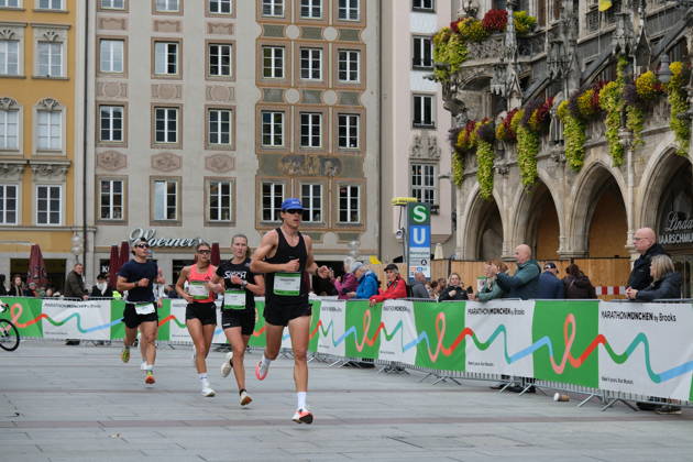 Munich Marathon 2026 MUNICH, GERMANY - OCTOBER 11: Runners compete through Marienplatz during the 2026 Munich Marathon in Munich, Germany on October 11, 2026. The course passes through the historic city centre past the New Town Hall. Merve Goettl Anadolu Munih Germany. Editorial use only. Please get in touch for any other usage.  Copyright: x2026xAnadoluxMervexGoettlx
