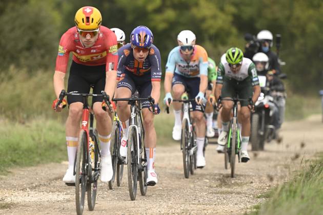 Paris Tours 2026 Cycling Race TOURS, FRANCE - OCTOBER 11 : Ingebrigtsen Storm (NOR) of Uno-X Mobility, Van Den Berg Julius (NED) of Team Picnic PostNL during the 120th edition of Paris Tours an UCI ProSeries 1.Pro one day cycling road race for Men Elite of 216.2 km with start in Chartres and finish in Tours on October 11, 2026 in Tours, France, 11 10 2026 ( Motordriver Guy De Vuyst - Tours France  Copyright: xNicoxVereeckenx