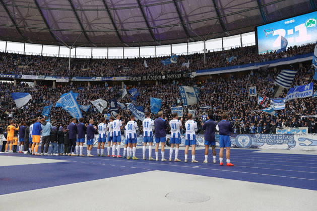 11.10.2026, xtgx, Fussball 2.Bundesliga, Hertha BSC Berlin - SpVgg Greuther Fuerth v.l. Jubel, Freude über den Sieg Fans Zuschauer Hertha BSC Trikots Schals Fahnen Emotionen Ultras Harlekinz (DFL DFB REGULATIONS PROHIBIT ANY USE OF PHOTOGRAPHS as IMAGE SEQUENCES and or QUASI-VIDEO) Berlin