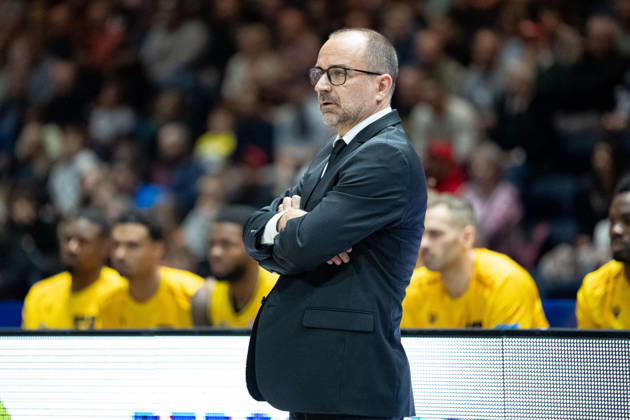 Carles Duran (Headcoach MHP Riesen Ludwigsburg) GER, Basketball Loewen Braunschweig gegen MHP Riesen Ludwigsburg, Basketball, easyCredit BBL, Woche 3, Spielzeit 2026 27, 11.10.2026 GER, Basketball Loewen Braunschweig gegen MHP Riesen Ludwigsburg, Basketball, easyCredit BBL, Woche 3, Spielzeit 2026 27, 11.10.2026 Braunschweig Copyright: xEibner-Pressefoto DanielxREINELTx EP_DRT