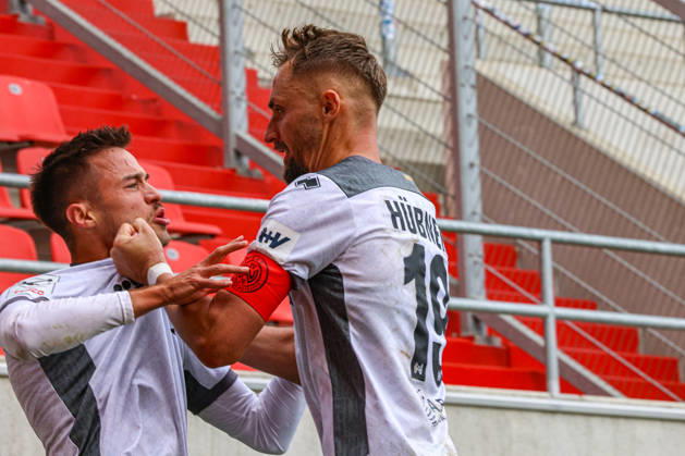 Robin Kalem (SV Wehen Wiesbaden, Nr.10) jubelt nach seinem Treffer zum 2:4 - Wiesbaden gewinnt das Spiel schlussendlich recht klar beim Spiel FC Ingolstadt 04 gegen SV Wehen Wiesbaden am 11.10.2026, DFB regulations prohibit any use of photographs as image sequences and or quasi-video. GER, Fussball, 3. Liga, Spieltag 8, FC Ingolstadt 04 gegen SV Wehen Wiesbaden, 11.10.2026, Audi Sportpark Ingolstadt Copyright: xEibner-Pressefoto OliverxSTRISCHx EP-OSH
