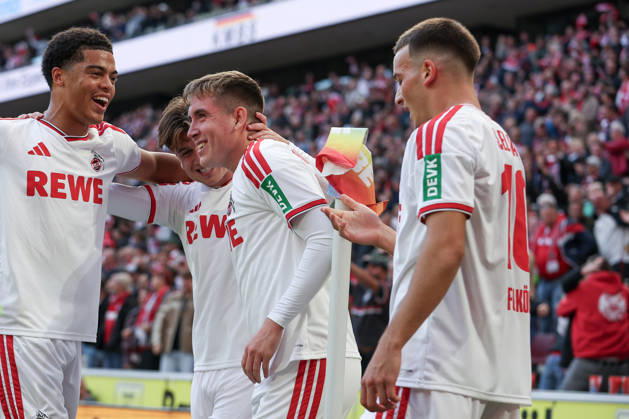 1. Bundesliga - 26 27 - 1. FC Köln - Borussia Mönchengladbach am 11.10.2026 im RheinEnergieSTADION in Köln Jubel, Torjubel, Torschuetze, Torschütze Isak Johannesson (Koeln 8) jubelt nach seinem Tor zum 1 zu 0