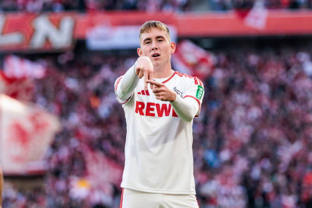 KOELN, GERMANY - OCTOBER 11: Isak Johannesson (1. FC Koeln, 8) celebrates scoring the 1:0 goal during the Bundesliga match between 1. FC Koeln vs. Borussia Moenchengladbach at Rheinenergie-Stadion on matchday 5 of the 1. Bundesliga on October 11, 2026 in Koeln, Germany. DFL REGULATIONS PROHIBIT ANY USE OF PHOTOGRAPHS AS IMAGE SEQUENCES AND OR QUASI-VIDEO. North Rhine Westphalia Germany Copyright: xSteffiexWunderlx