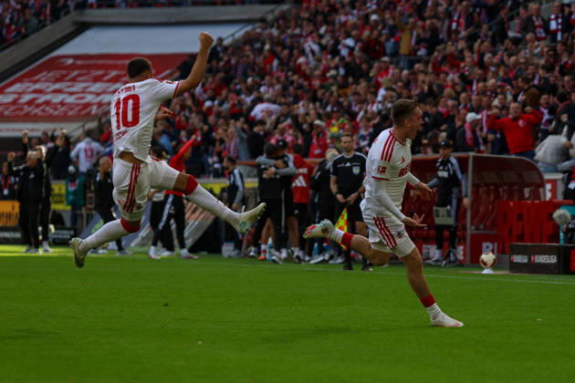 11.10.2026, GER, Fussball, Herren, Bundesliga , 1. Bundesliga, Saison 2026 2027, 1. FC Köln - VfL Borussia Mönchengladbach Ãsak Johannesson (KOE) Torjubel, jubelt nach seinem Treffer zum 1:0 mit Said El Mala (KOE) Copyright: xSvenxHanischx