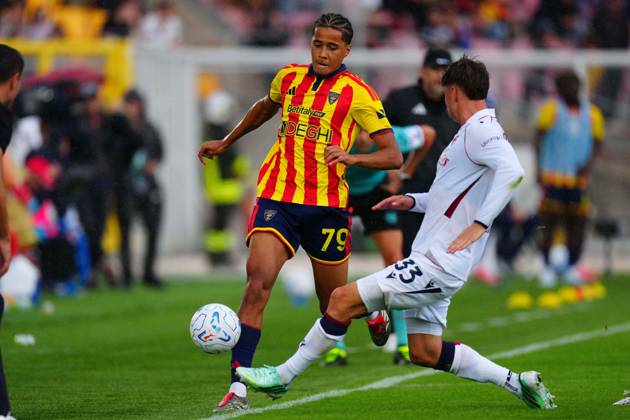 US Lecce s Defensive Midfielder Oumar Ngom (79 US Lecce) and Bologna FC s Left-back Juan Miranda (33 Bologna FC) in action during the Serie A Enilive matchday 6 match between US Lecce and Bologna FC 1909 at the Stadio Via del Mare in Lecce, Italy, Sunday, October 11, 2026. (Credit Image: Giovanni Evangelista LaPresse)  Copyright: xGiovannixEvangelista LaPressex