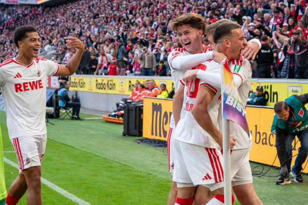 Deutschland: 1.Bundesliga 2026 2027, 5. Spieltag, 1.FC Köln vs Borussia Mönchengladbach, Sonntag, 11.10.2026 RheinEnergie-Stadion (Köln-Nordrhein-Westfalen): Tor und Torjubel zum 1:0 durch Isak Johannesson (1.FC Köln, 8). Freude, Emotionen, Jubel mit Said El Mala (1.FC Köln, 10) Köln RheinEnergier-Stadion, Köln Deutschland Copyright: xOrhanxHabashx