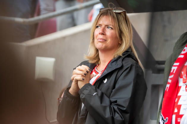 Deutschland: 1.Bundesliga 2026 2027, 5. Spieltag, 1.FC Köln vs Borussia Mönchengladbach, Sonntag, 11.10.2026 RheinEnergie-Stadion (Köln-Nordrhein-Westfalen): Fc. Köln e Fan, Gesichtsausdruck, Emotionen, Traurig Köln RheinEnergier-Stadion, Köln Deutschland Copyright: xOrhanxHabashx