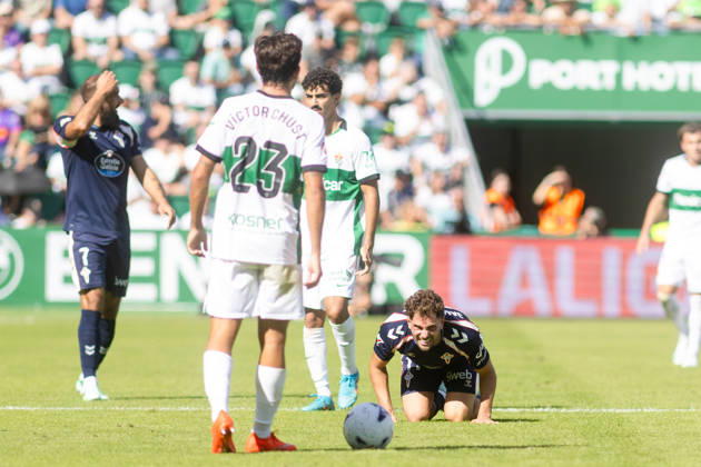 ESP: LaLiga EA Sports Elche CF v Celta Vigo Javi Rueda of Celta during LaLiga EA Sports match between Elche CF v Celta Vigo played at Martinez Valero Stadium, Elche on October 11 2026 in Spain Spain Soccer Copyright: xAgenciaxLOFx