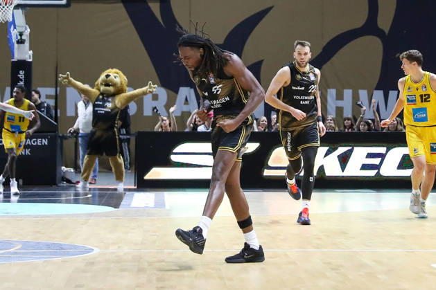 11.10.2026, xgox, Basketball - easyCredit BBL, Basketball Loewen Braunschweig - MHP RIESEN Ludwigsburg emspor, v.l. Tajh Green (Braunschweig, 55) Jubel, Torjubel, celebration Braunschweig