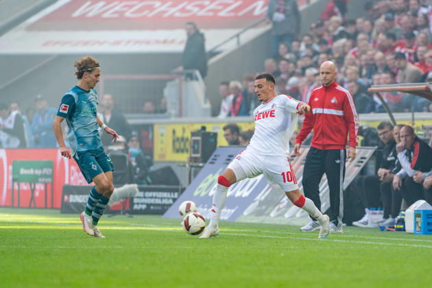 Hugo Bolin (Borussia Moenchengladbach, 38) im Zweikampf mit Said El Mala (1.FC Koeln, 10), Rene Wagner (1.FC Koeln, Trainer) 1.FC Köln vs. Borussia Moenchengladbach, Fussball, Bundesliga, 5.Spieltag, Saison 2026 27, 12.10.2026, DFL REGULATIONS PROHIBIT ANY USE OF PHOTOGRAPHS AS IMAGE SEQUENCES AND OR QUASI-VIDEO, 1.FC Köln vs. Borussia Moenchengladbach, Fussball, Bundesliga, 5.Spieltag, Saison 2026 27, 12.10.2026 Köln Copyright: xEibner-Pressefoto LukasxBaldygax EP_LBA