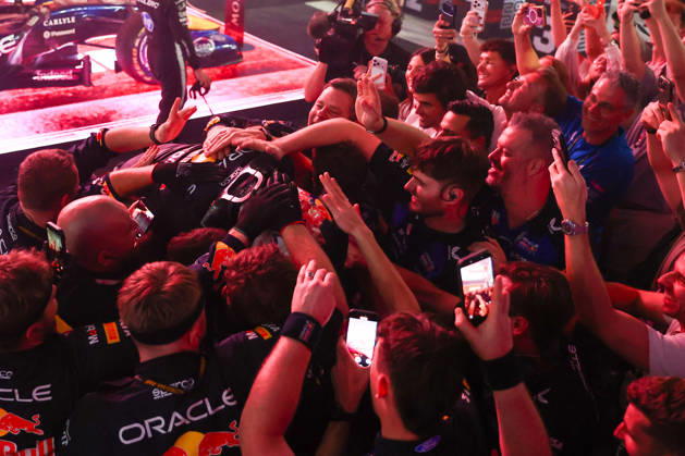 Max Verstappen wins 2026 Formula 1 Singapore Grand Prix SINGAPORE - OCT 11: Red Bull Racing driver Max Verstappen celebrates on the podium after winning the Formula 1 Singapore Grand Prix at the Marina Bay Street Circuit in Singapore on October 11, 2026. Daniel Ceng Anadolu Singapore Singapore. Editorial use only. Please get in touch for any other usage. Copyright: x2026xAnadoluxDanielxCengx