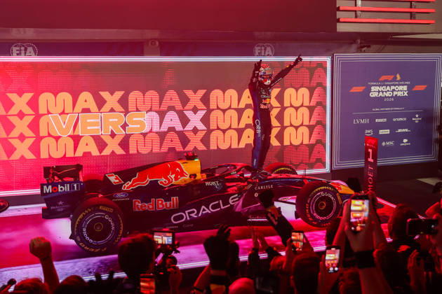 Max Verstappen wins 2026 Formula 1 Singapore Grand Prix SINGAPORE - OCT 11: Red Bull Racing driver Max Verstappen celebrates on the podium after winning the Formula 1 Singapore Grand Prix at the Marina Bay Street Circuit in Singapore on October 11, 2026. Daniel Ceng Anadolu Singapore Singapore. Editorial use only. Please get in touch for any other usage. Copyright: x2026xAnadoluxDanielxCengx