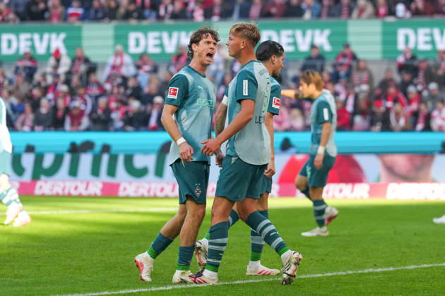 11.10.2026, xydrx, Herren, Fußball, 1.Bundesliga, 1.FC Köln - Borussia Mönchengladbach, Saison 2026 2027, RheinEnergieSTADION: Philipp Sander (Borussia Moenchengladbach, 16) und Jan Leszczynski (Borussia Moenchengladbach, 5) freuen sich über den vereitelten Konter DFB regulations prohibit any use of photographs as image sequences and or quasi-video. Copyright: HMBxMedia YannisxDreimann