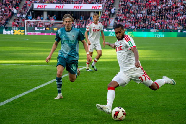 Deutschland: 1.Bundesliga 2026 2027, 5. Spieltag, 1.FC Köln vs Borussia Mönchengladbach, Sonntag, 11.10.2026 RheinEnergie-Stadion (Köln-Nordrhein-Westfalen): Linton Maina (1.FC Köln, 37) Zweikampf, Spielszene, Duell, duel, tackle, tackling, Dynamik, Action, Aktion gegen Hugo Bolin (Borussia Mönchengladbach, 38) Köln RheinEnergier-Stadion, Köln Deutschland Copyright: xOrhanxHabashx