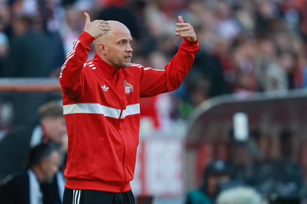 1. Bundesliga - 26 27 - 1. FC Köln - Borussia Mönchengladbach am 11.10.2026 im RheinEnergieSTADION in Köln Trainer Rene Wagner (Koeln) gibt lautstark Anweisungen