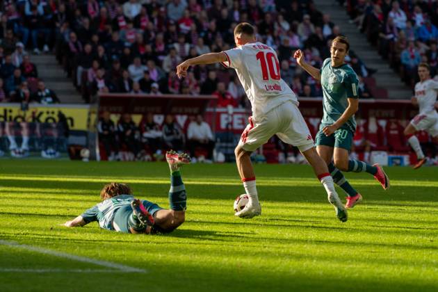 Said El-Mala, Mittelfeld, (1.FC Koeln 10), beim Angriff zum 2:1, 1. FC Koeln vs. Borussia Moenchengladbach, Fussball, 1. Bundesliga, 5. Spieltag, 11.10.2026 DFB DFL regulations prohibit any use of photographs as image sequences and or quasi-video Koeln Nordrhein-Westfalen Deutschland