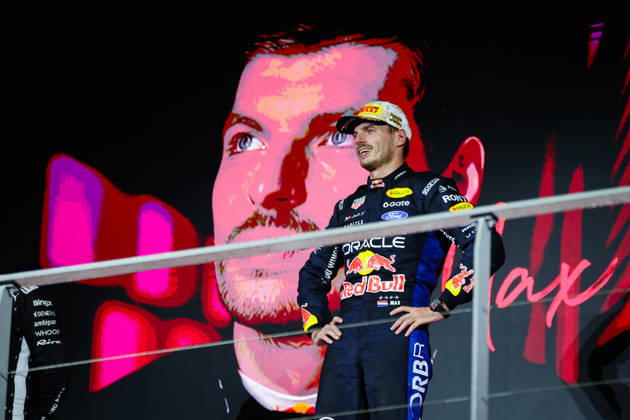 F1 - SINGAPORE GRAND PRIX 2026 VERSTAPPEN Max (nld), Red Bull Racing Ford RB22, portrait podium during the 2026 Formula 1 Singapore Grand Prix, 17th round of the 2026 Formula One World Championship, WM, Weltmeisterschaft from October 9 to 11, 2026 on the Marina Bay Street Circuit, in Singapore, Singapore - SingaporeSingapore  Copyright: xANTONINxVINCENTx