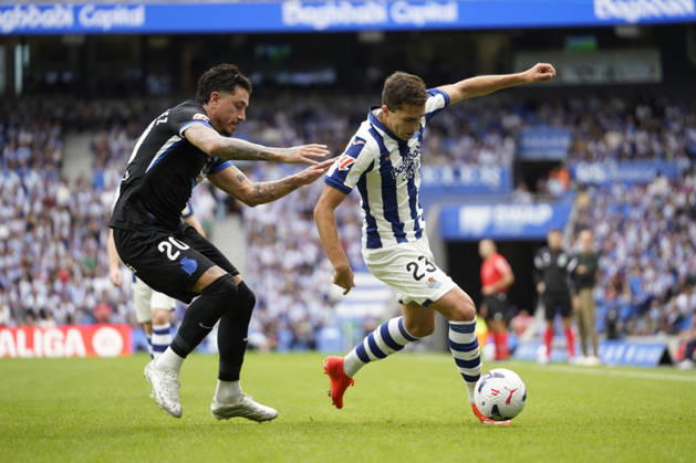 Arsen Zakharyan of Real Sociedad seen during LaLiga EA Sports 26 27 game between teams of Real Sociedad and Deportivo la Coruna (Mickael Ducint Ball Raw Images) San Sebastian Estadio Anoeta Spain Copyright: xMickaelxDucintx mickaelducint_RealSociedad_Deportivo726