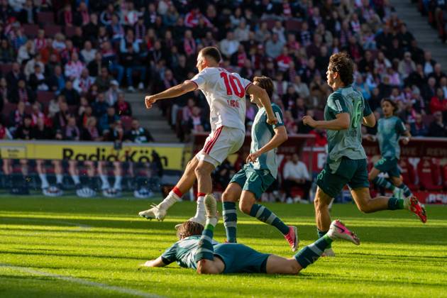 Said El-Mala, Mittelfeld, (1.FC Koeln 10), beim Angriff zum 2:1, 1. FC Koeln vs. Borussia Moenchengladbach, Fussball, 1. Bundesliga, 5. Spieltag, 11.10.2026 DFB DFL regulations prohibit any use of photographs as image sequences and or quasi-video Koeln Nordrhein-Westfalen Deutschland