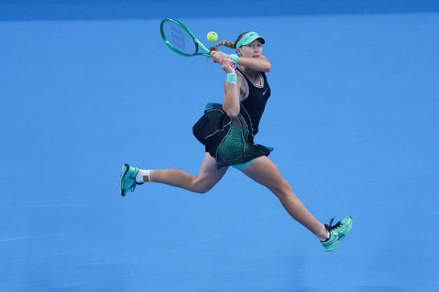 (261011) -- BEIJING, Oct. 11, 2026 -- Mirra Andreeva hits a return during the women s singles final between Zheng Qinwen of China and Mirra Andreeva of Russia at 2026 China Open tennis tournament in Beijing, China, Oct. 11, 2026. ) (SP)CHINA-BEIJING-TENNIS-CHINA OPEN-WOMEN S SINGLES-FINAL (CN) JuxHuanzong 