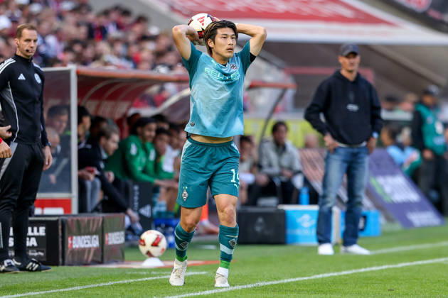 2026.10.11, xkwix, Fußball, Bundesliga, 1. FC Köln - Borussia Mönchengladbach, RheinEnergieSTADION, 5.Spieltag, Saison 2026 2027: Daiki Hashioka (Borussia Moenchengladbach 14) beim Einwurf DFB regulations prohibit any use of photographs as image sequences and or quasi-video. Photo: xKamilxWilkowskixPressefotoKochx Nordrhein-Westfalen Deutschland