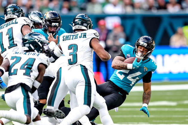 Jacksonville Jaguars v Philadelphia Eagles, International Series Jacksonville Jaguars running back Chris Rodriguez Jr. (24) tackled during the International Series match between Jacksonville Jaguars and Philadelphia Eagles at Tottenham Hotspur Stadium, London, UK on 11 October 2026. London Tottenham Hotspur Stadium London UK Editorial use only , Copyright: xManjitxNarotrax PSI-24992-0052