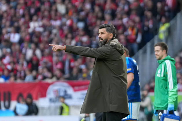 Miron Muslic (FC Schalke 04, Cheftrainer) , Deutschland, Fussball, 1. Bundesliga, 5.Spieltag, 2026 2027, SC Freiburg vs. FC Schalke 04, 11.10.2026, Europa-Park Stadion, Freiburg Freiburg Europa-Park Stadion Baden-Württemberg Deutschland Copyright: xArnexAmbergx